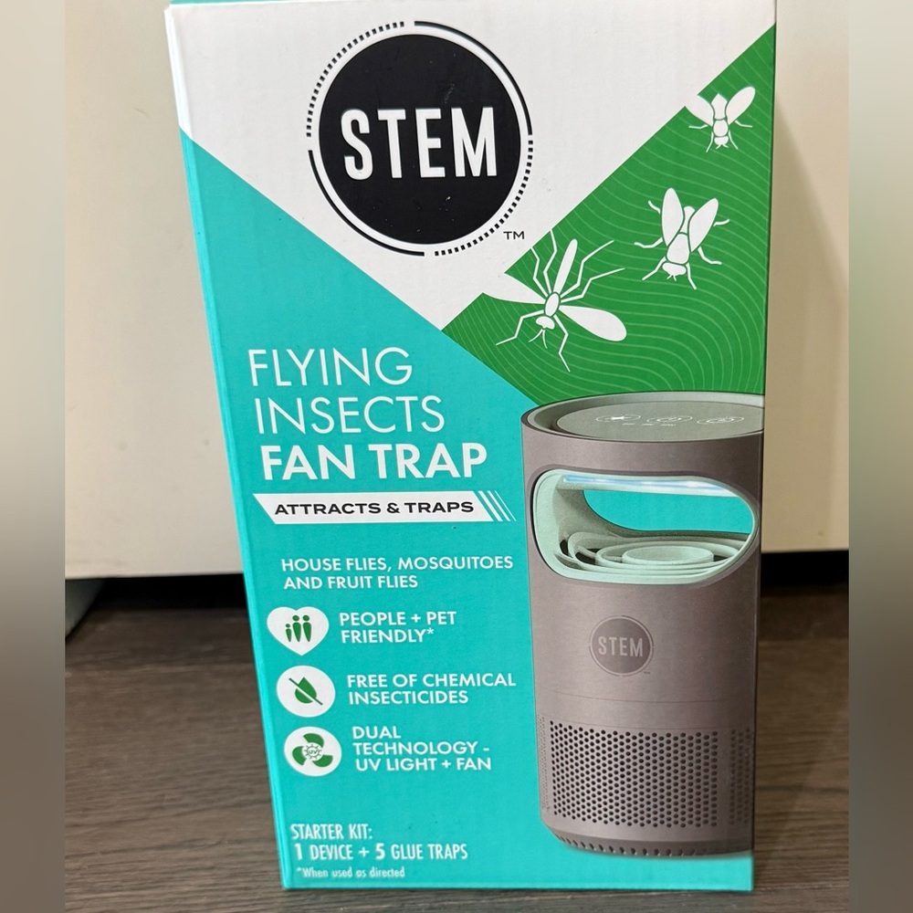 STEM Flying Insects Fan Trap - Starter Kit. 1 device + 5 traps. NIB